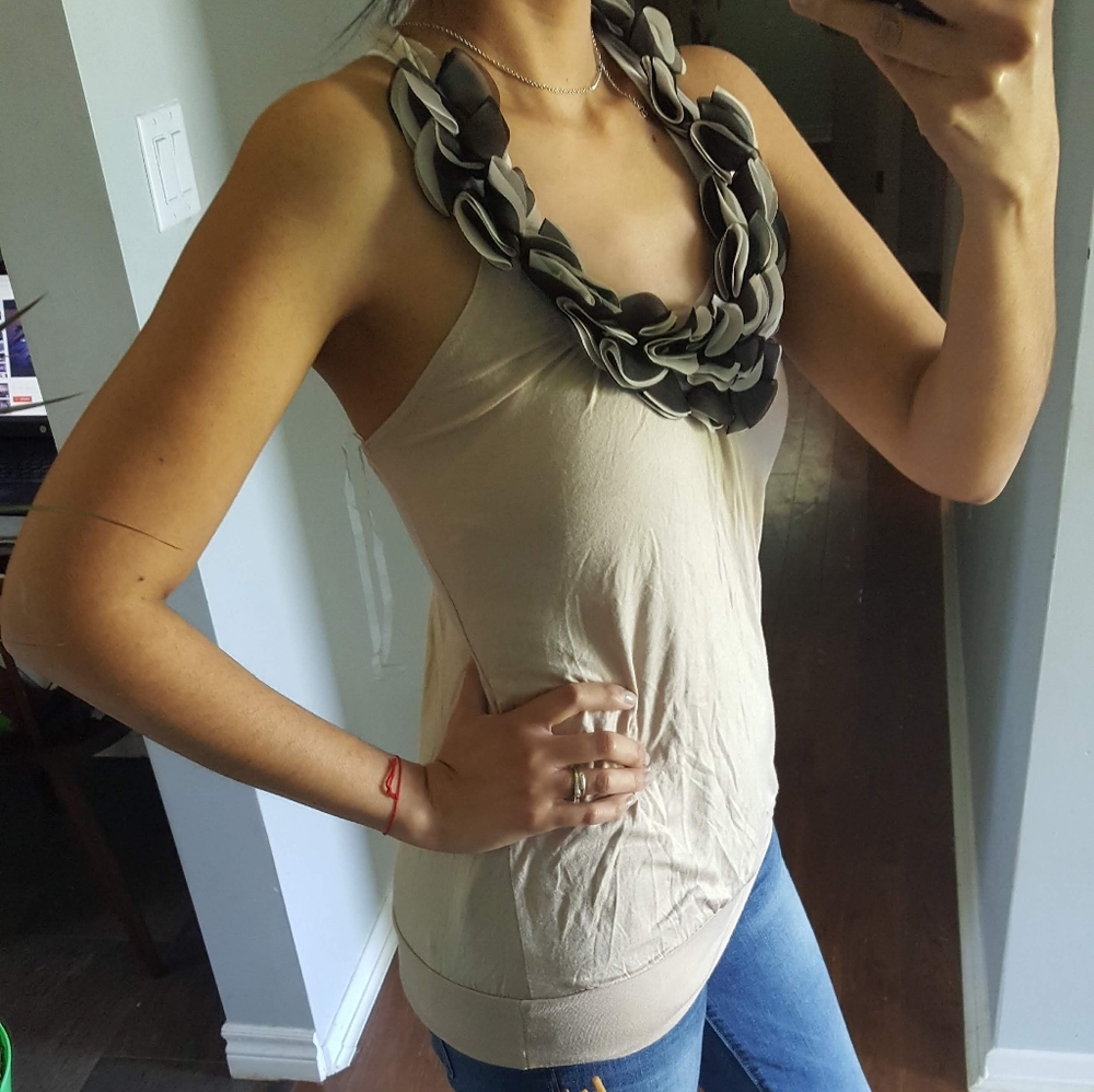 👚TOP WITH RUFFLES. - Picture 8 of 8